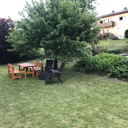 Monteurwohnung 3 Schlafzimmer, 6 Einzelbetten, Og, Zentral Freyung