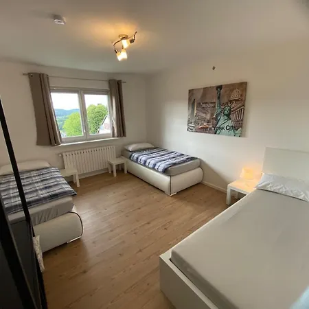 Apartament Monteurwohnung 3 Schlafzimmer, 6 Einzelbetten, Og, Zentral