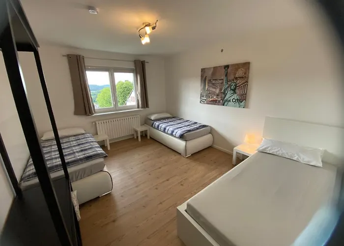 Διαμέρισμα Monteurwohnung Naehe Spielplatz, 3 Schlafzimmer