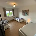 Appartement Monteurwohnung 3 Schlafzimmer, 6 Einzelbetten, Og, Zentral