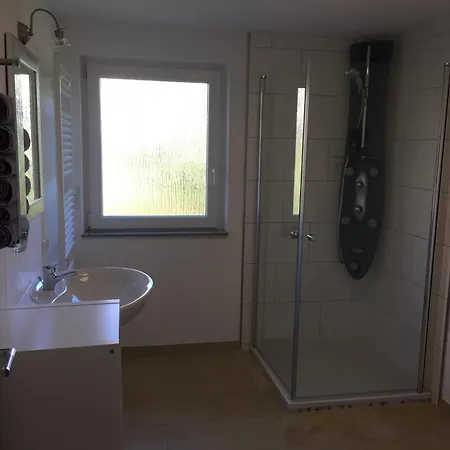 Apartamento Monteurwohnung 3 Schlafzimmer, 6 Einzelbetten, Og, Zentral *
