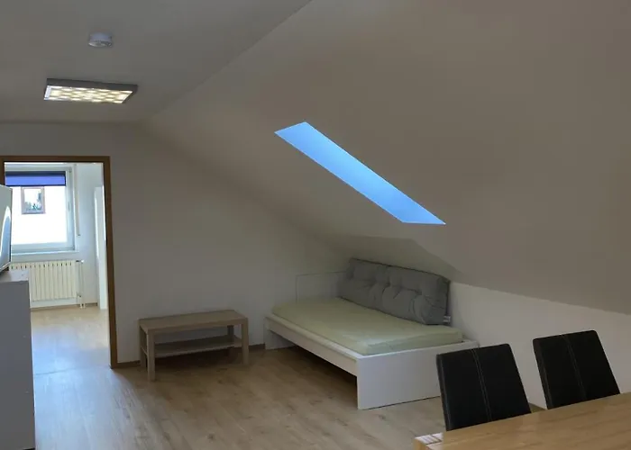 Monteurwohnung Naehe Spielplatz, 3 Schlafzimmer Freyung